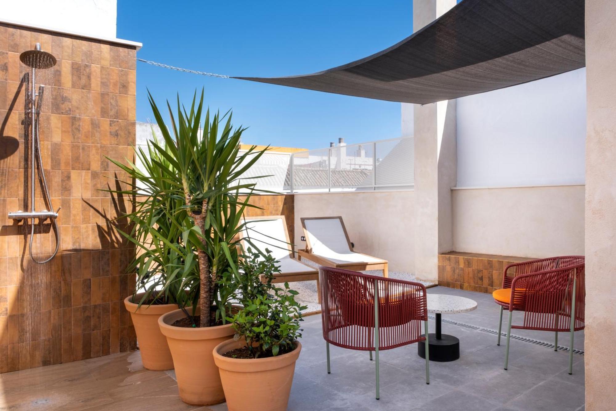 הוילה סביליה Rincones De Lola - Castilla 91 - Shared Jacuzzi מראה חיצוני תמונה
